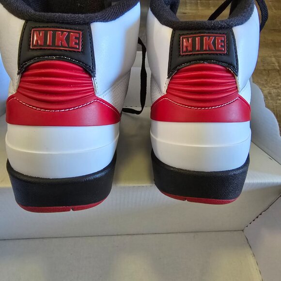 Air Jordan 2retro - Picture 2 of 11